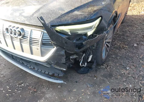 2019 Audi E-Tron Premium Plus z USA, uszkodzony, nr VIN WA1VAAGE7KB005367